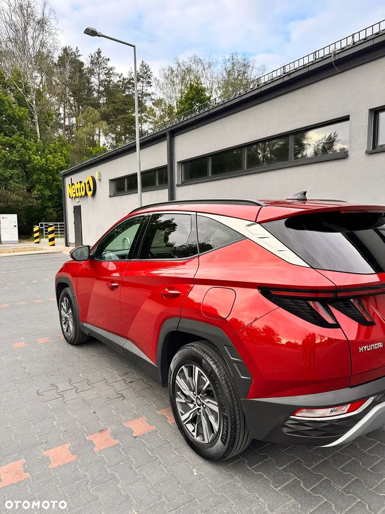 Hyundai Tucson 1.6 T-GDi HEV Executive 2WD - 37