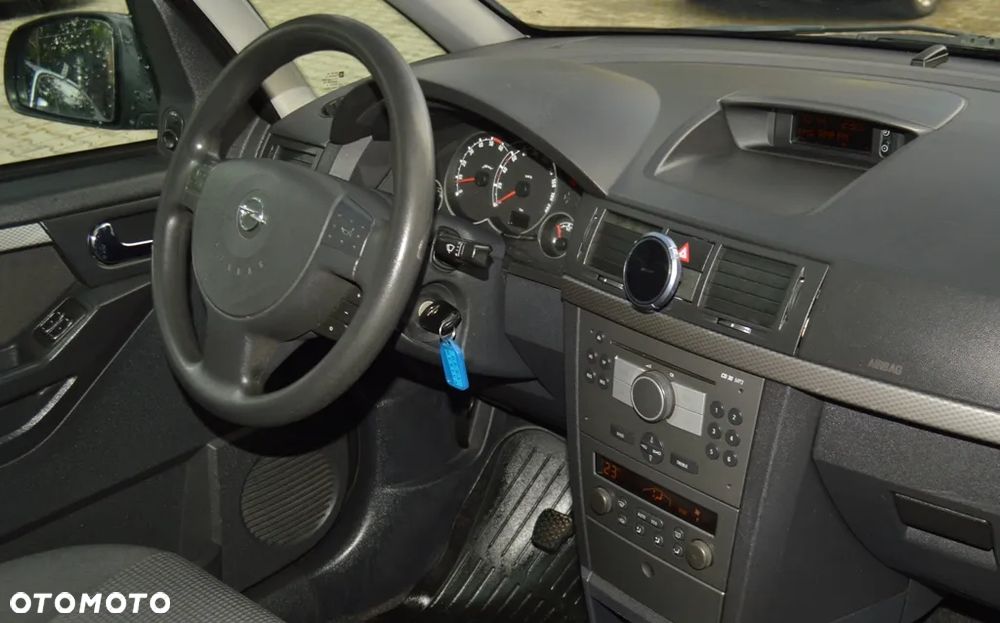 Opel Meriva - 32