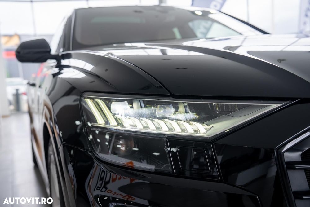Audi Q8 55 TFSI quattro Tiptronic - 12