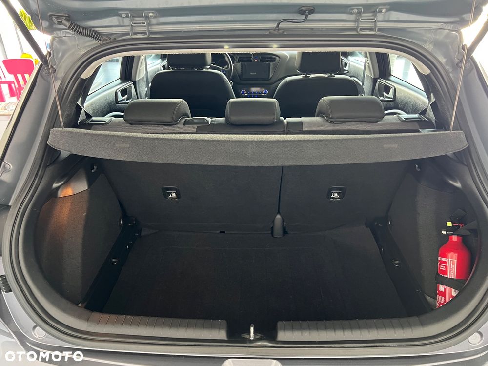 Hyundai i20 - 27