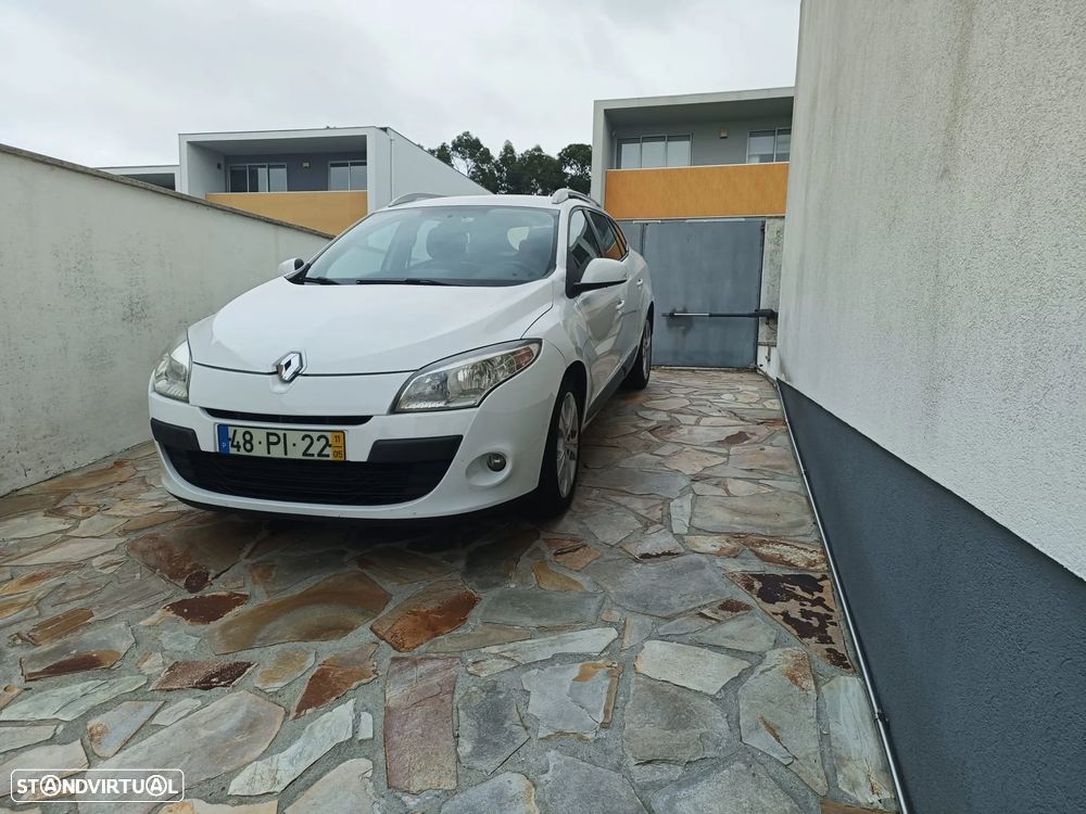 Renault Mégane Sport Tourer dCi 110 FAP Dynamique - 4