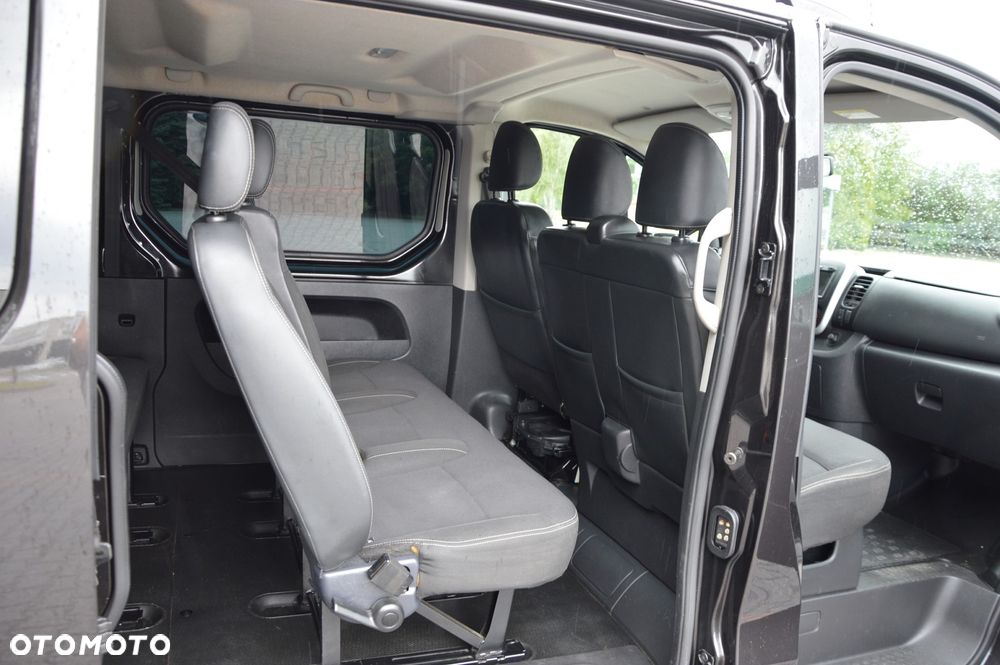 Renault Trafic Grand 2.0 dCi EDC - 18