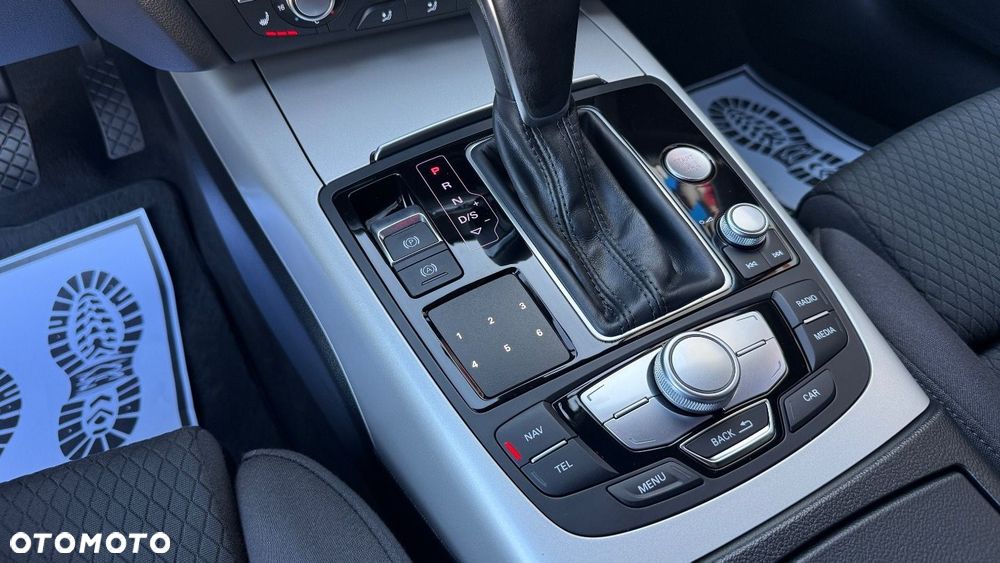 Audi A6 Avant - 32