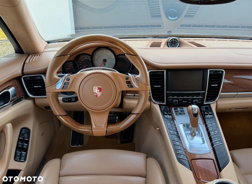 Porsche Panamera GTS - 5