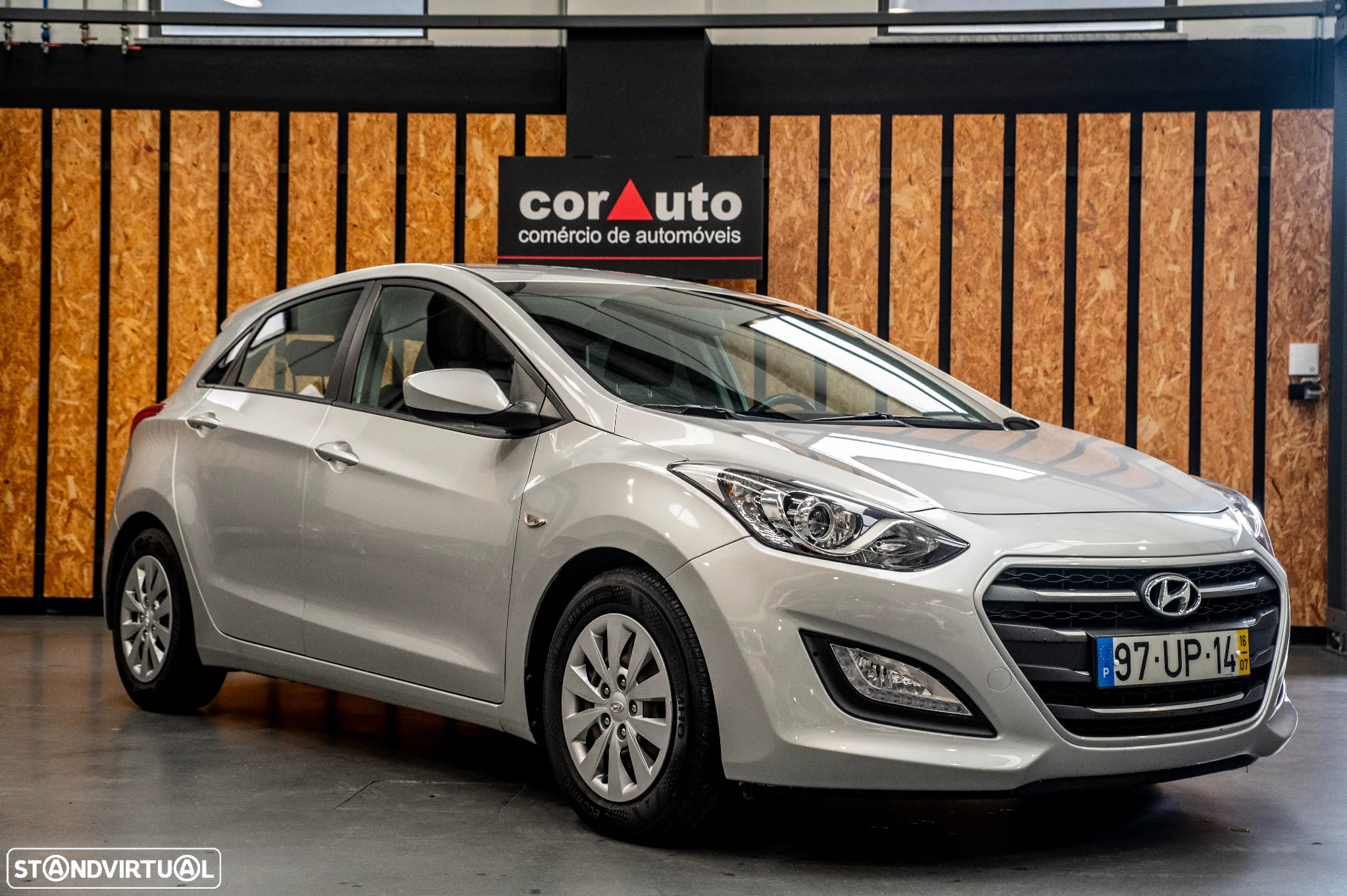 Hyundai i30 1.6 CRDI Blue Comfort - 2