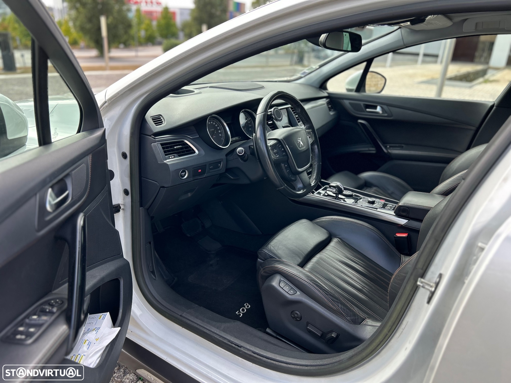 Peugeot 508 RXH 2.0 HDi Hybrid4 Limited Edition 2-Tronic - 11