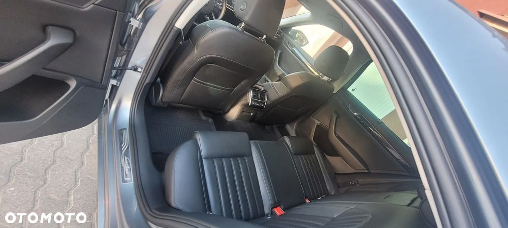 Skoda Superb 2.0 TSI 4x4 L&K DSG - 21