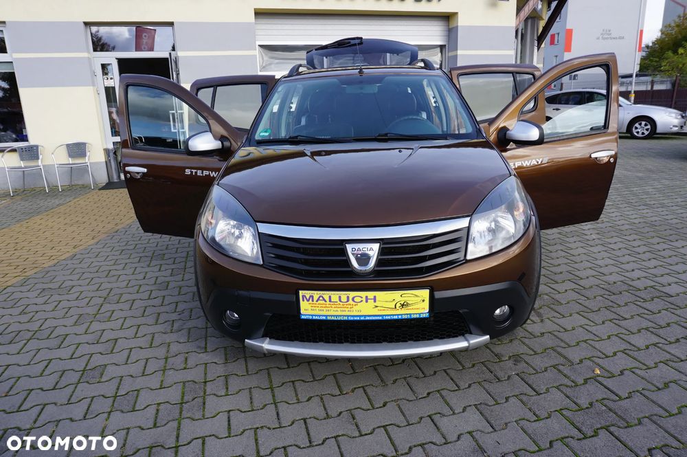 Dacia Sandero Stepway 1.6 - 16