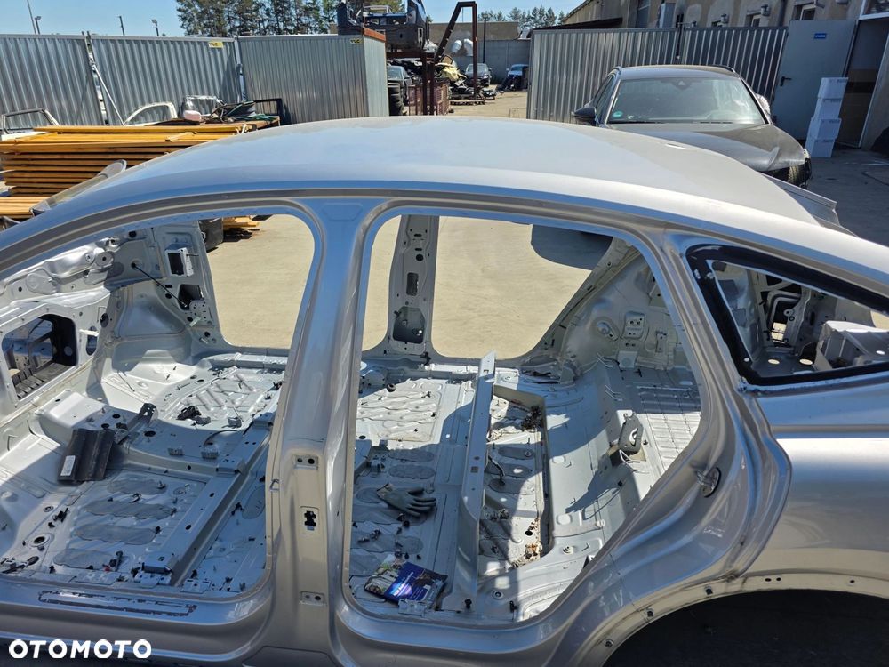 DACH ĆWIARTKA AUDI Q4 E-TRON ORYGINAŁ ! - 3