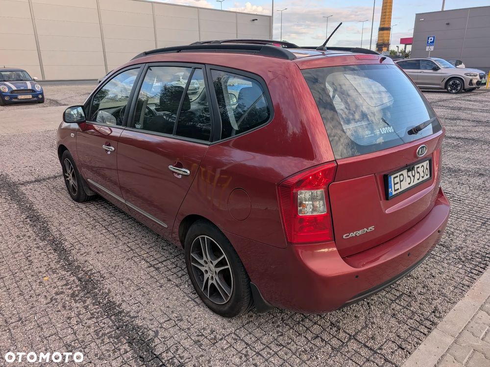 Kia Carens 2.0 CRDi Voyage - 4
