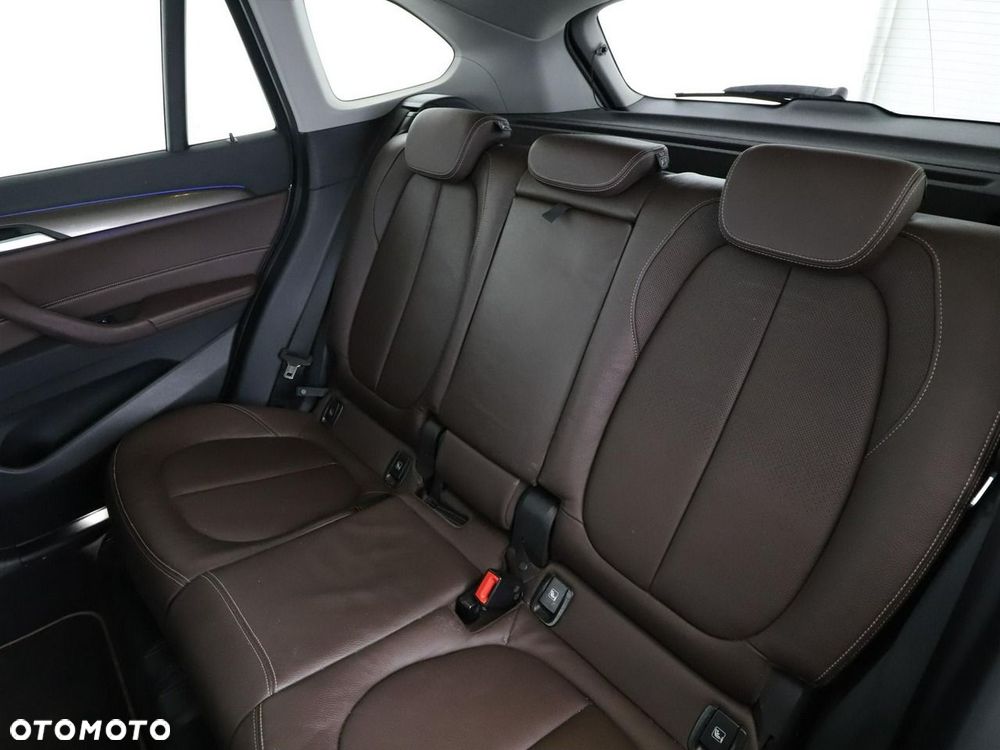 BMW X1 sDrive16d xLine - 18