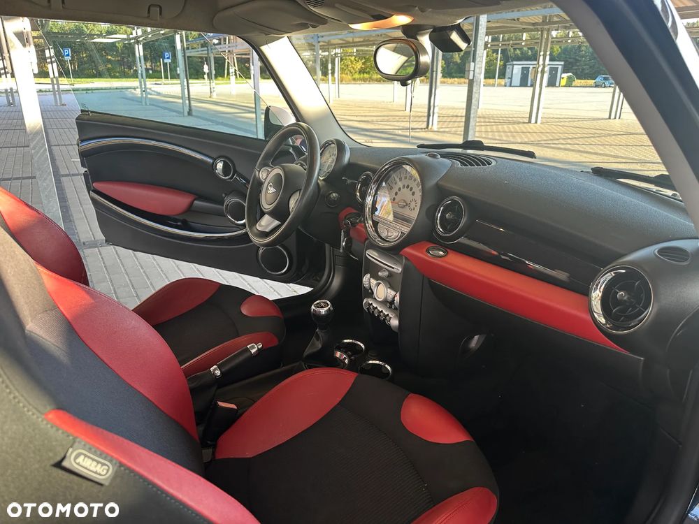 MINI Cooper Standard - 7