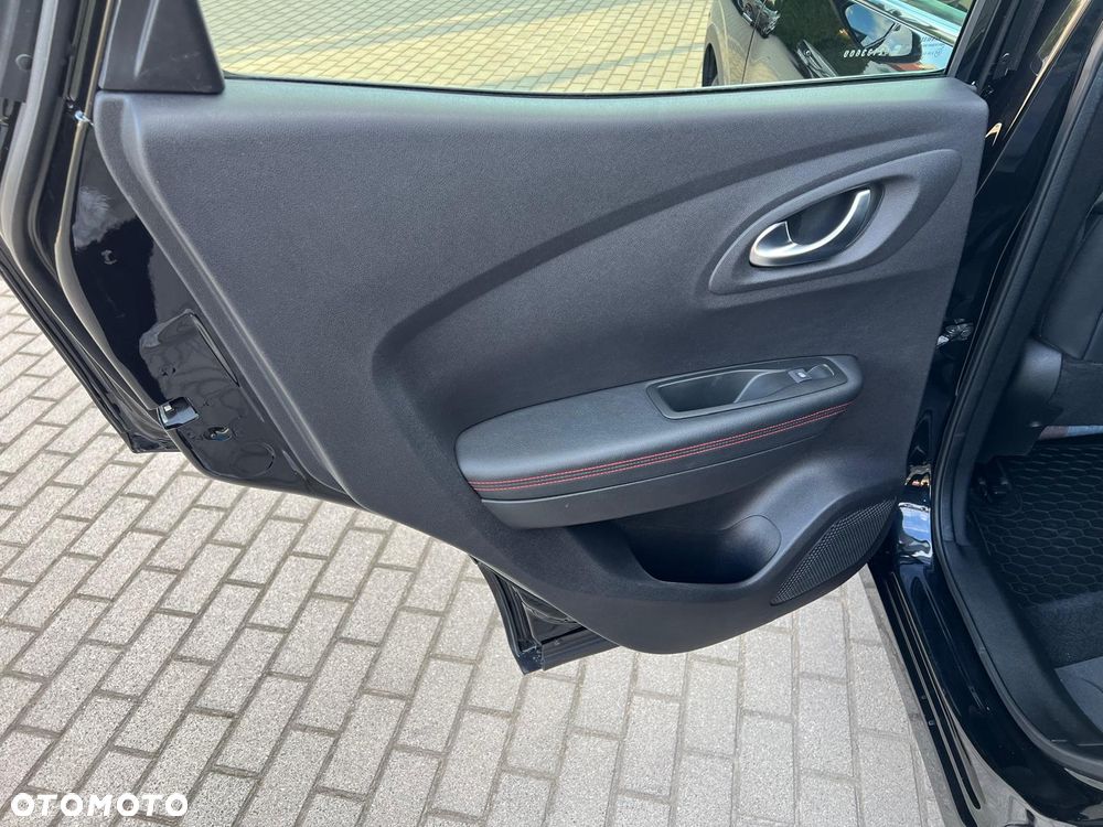 Renault Kadjar TCe 140 EDC GPF BLACK EDITION - 16