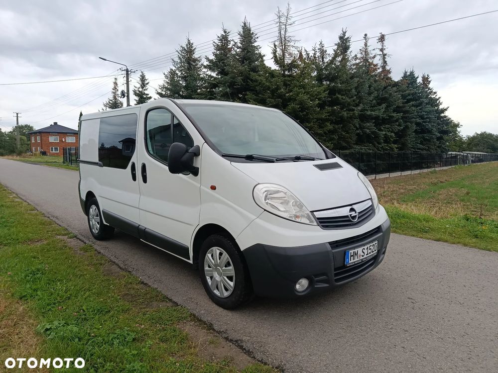 Opel Vivaro - 2