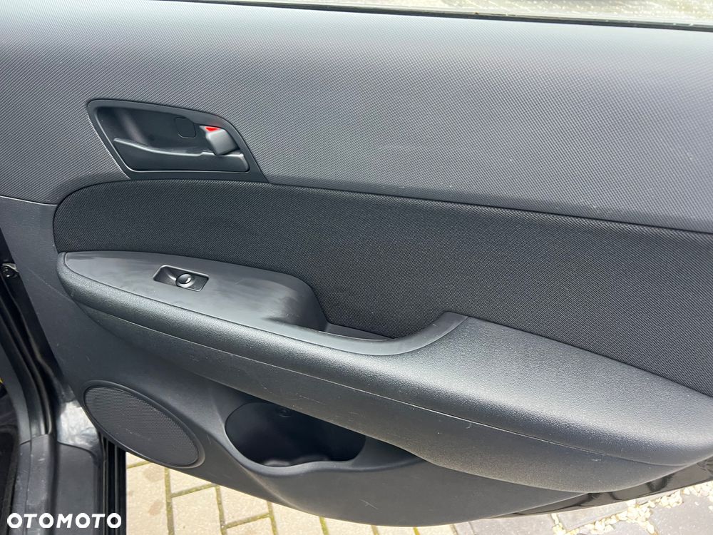 Hyundai i30 1.6 blue Style - 11