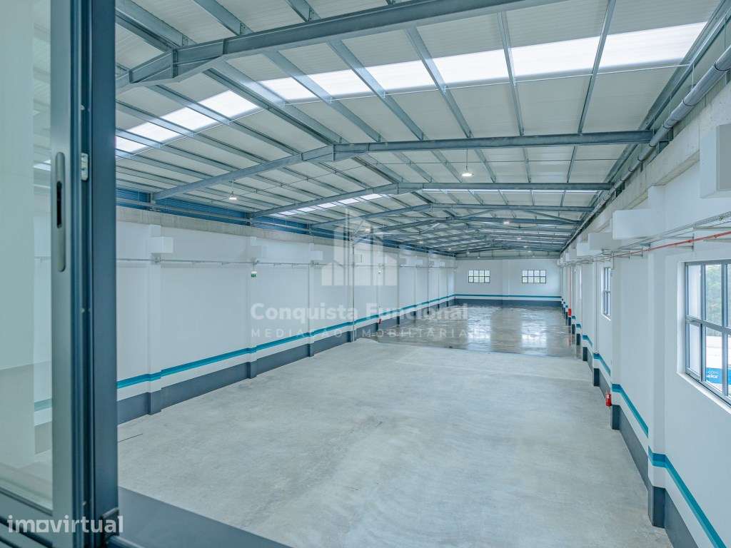 Armazém Industrial em Vila Maior - Santa Maria da Feira - Grande imagem: 3/19