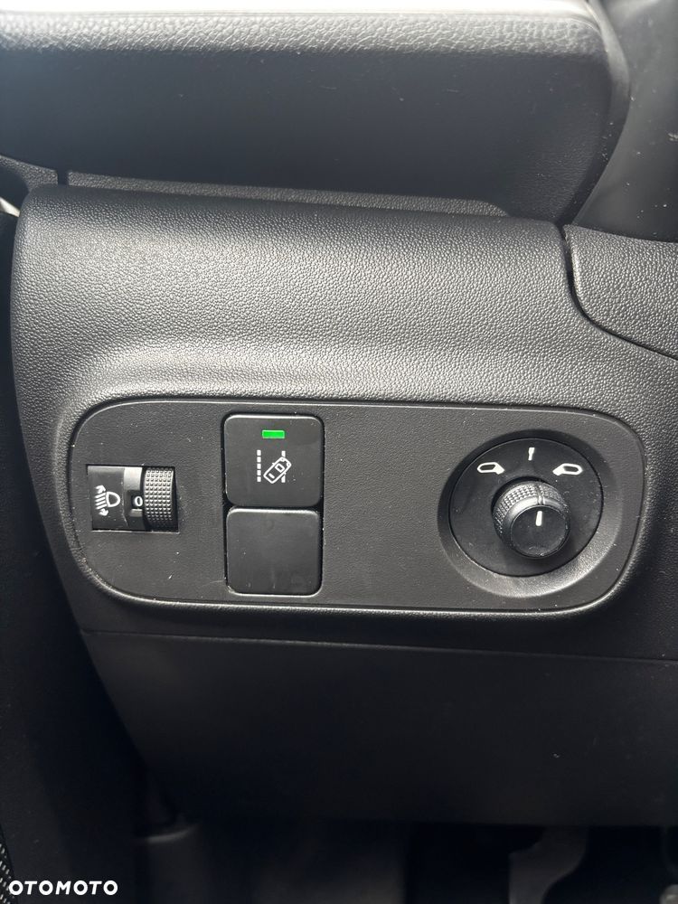 Citroën C3 BlueHDi 100 S&S FEEL PACK - 6