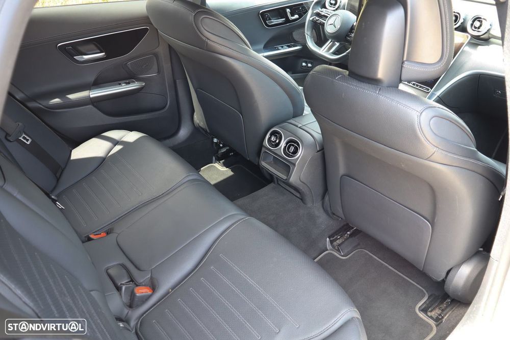 Mercedes-Benz C 300 e AMG Line - 7