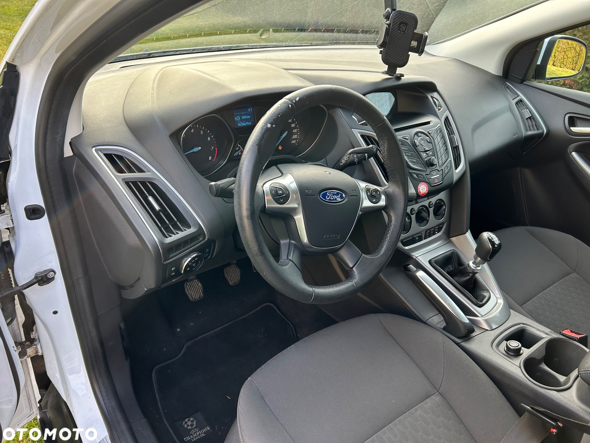 Ford Focus 1.0 EcoBoost Start-Stopp-System Champions Edition - 19