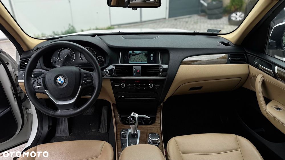 BMW X3 xDrive28i Advantage sport - 8