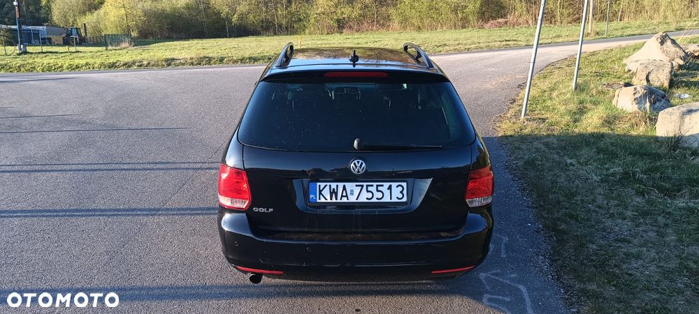 Volkswagen Golf 1.6 TDI DPF Highline - 4