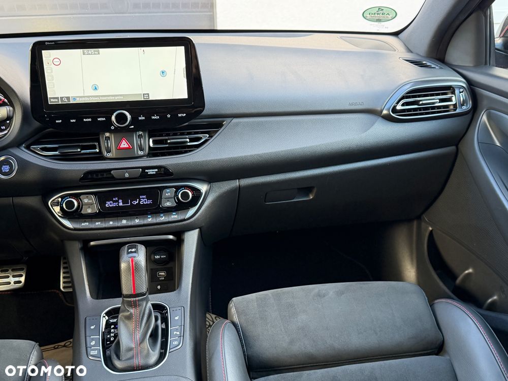 Hyundai i30 1.5 T-GDI 48V-Hybrid DCT N-Line - 13