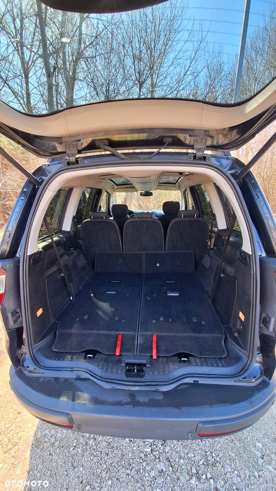 Ford Galaxy 2.0 TDCi Ghia - 13