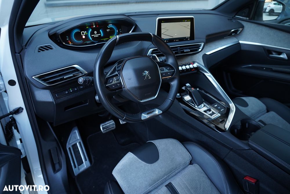 Peugeot 3008 PHEV EAT8 4X4 GT Pack - 13