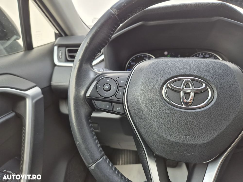 Toyota RAV4 - 15