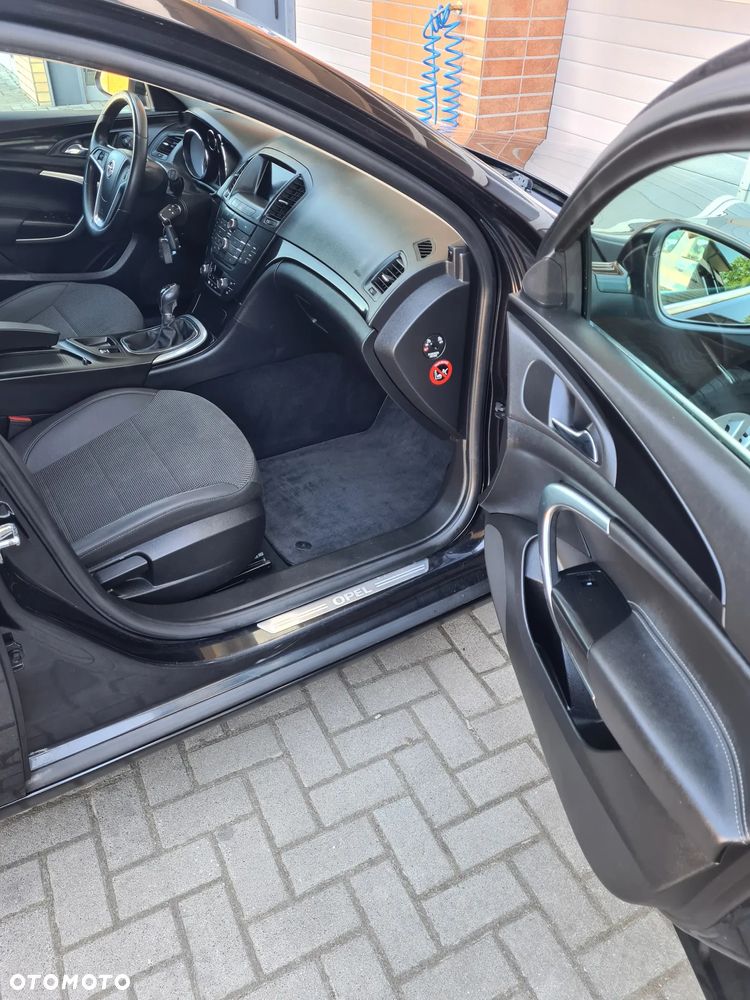 Opel Insignia 1.8 - 6