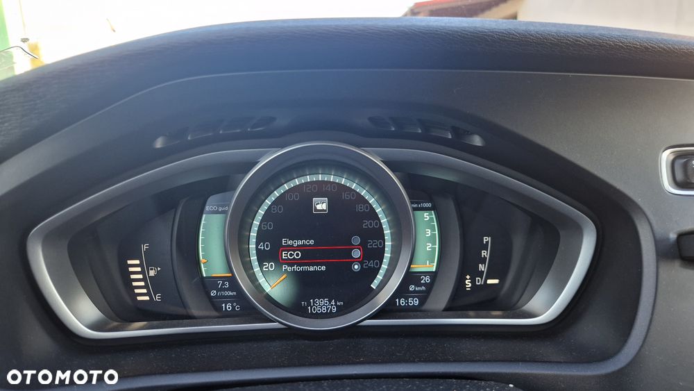 Volvo V40 D3 Momentum - 23