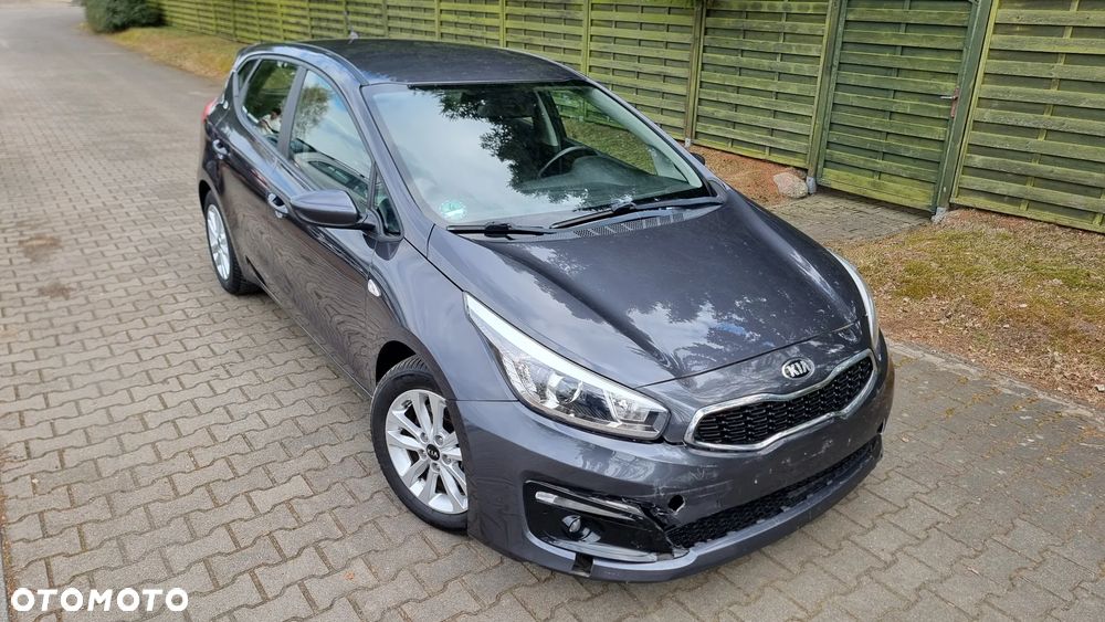 Kia Ceed 1.4 Smart Plus - 10