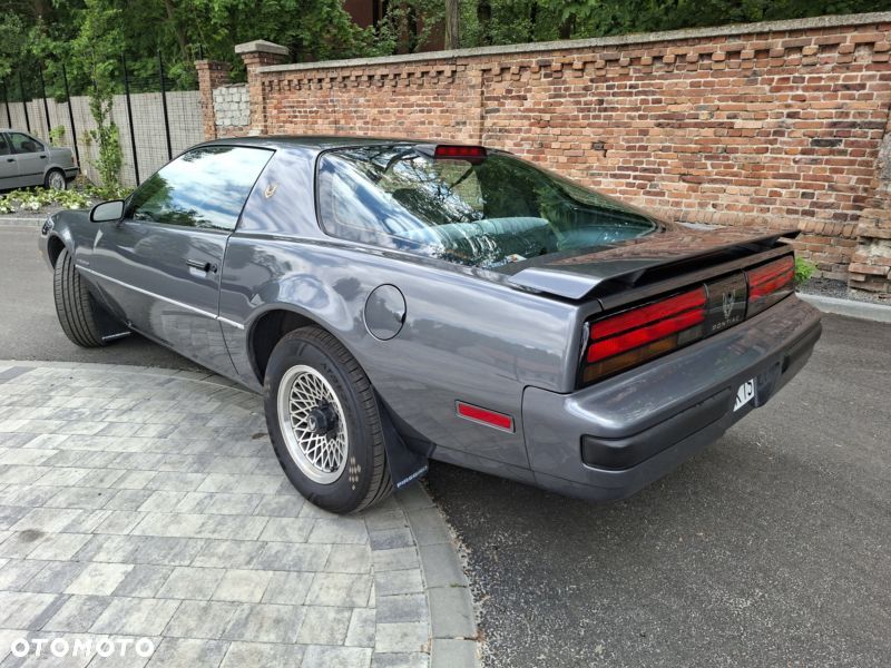 Pontiac Firebird - 5