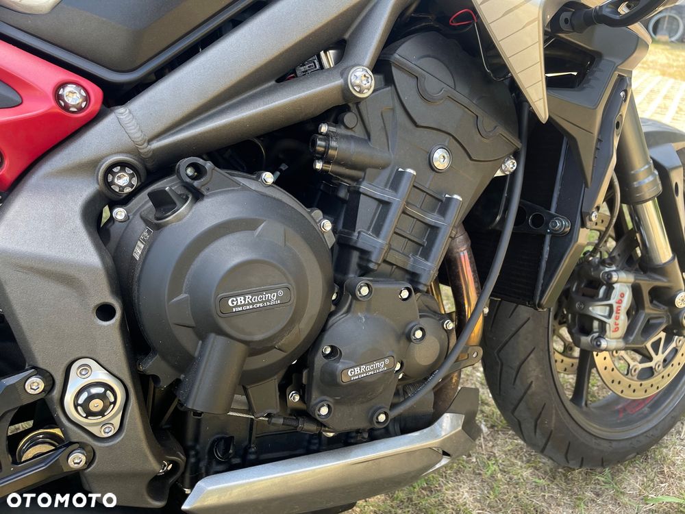 Triumph Street Triple - 16