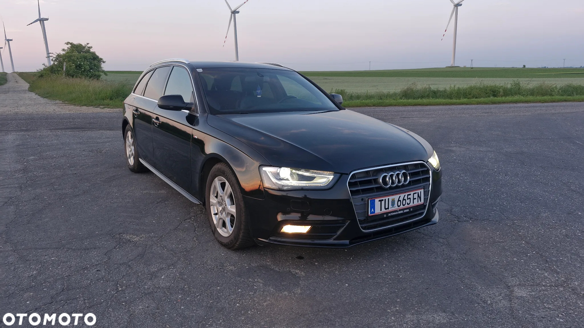 Audi A4 Avant 2.0 TDI DPF S line Sportpaket - 4