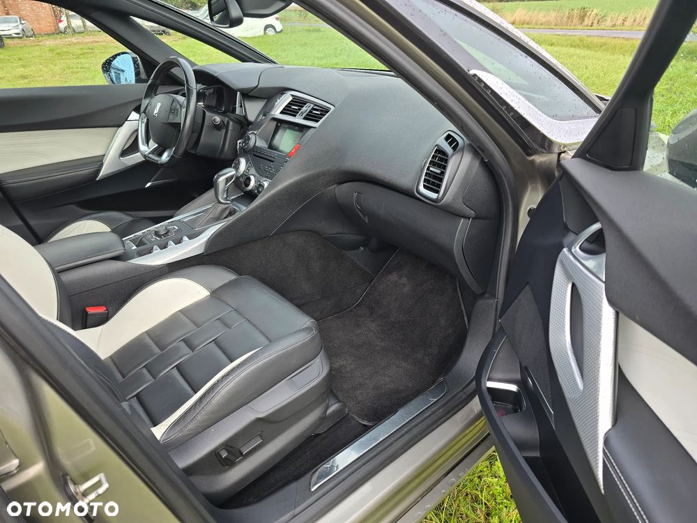 Citroën DS5 BlueHDi 180 SoChic - 13