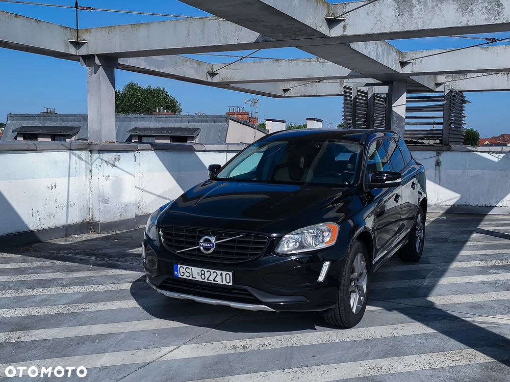 Volvo XC 60 T5 AWD Drive-E Momentum - 2