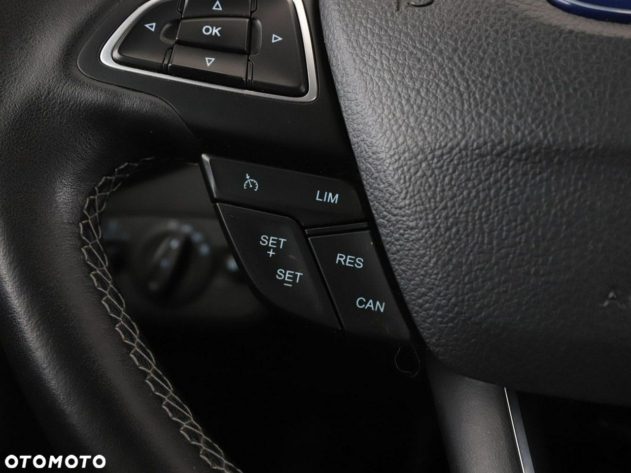 Ford Kuga 2.0 TDCi 2x4 ST-Line - 30