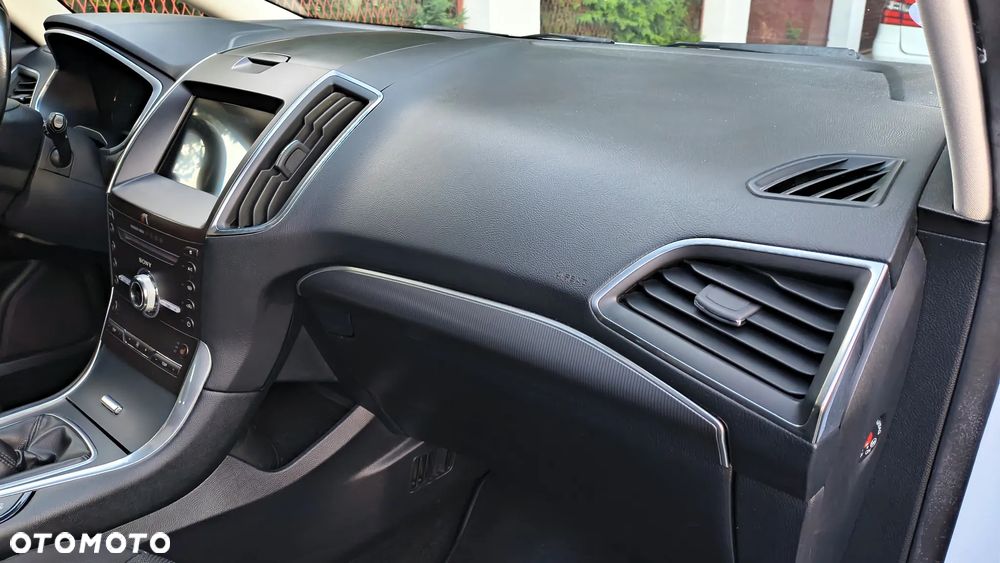 Ford S-Max 2.0 TDCi Titanium - 16