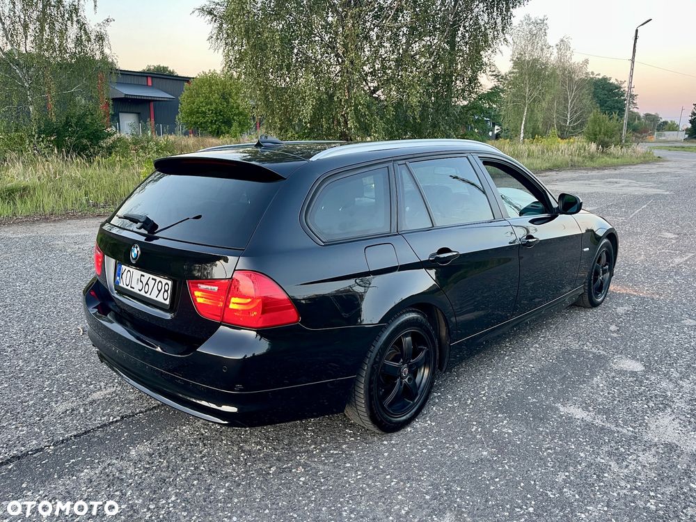 BMW Seria 3 - 16
