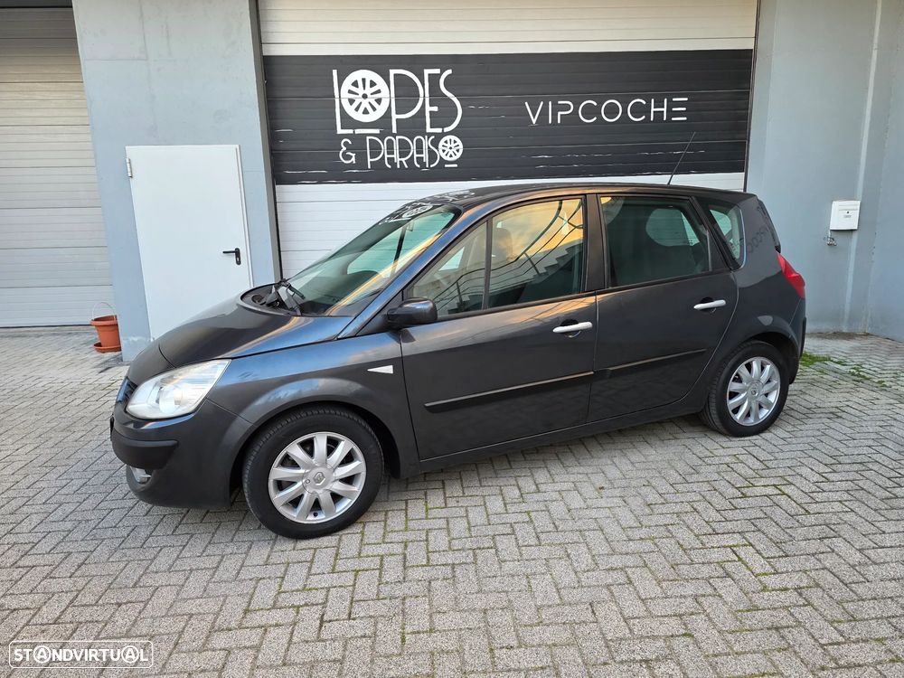 Renault Scénic 1.5 dCi Dynamique S - 4