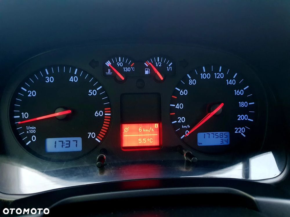 Volkswagen Golf 1.4 Q - 16