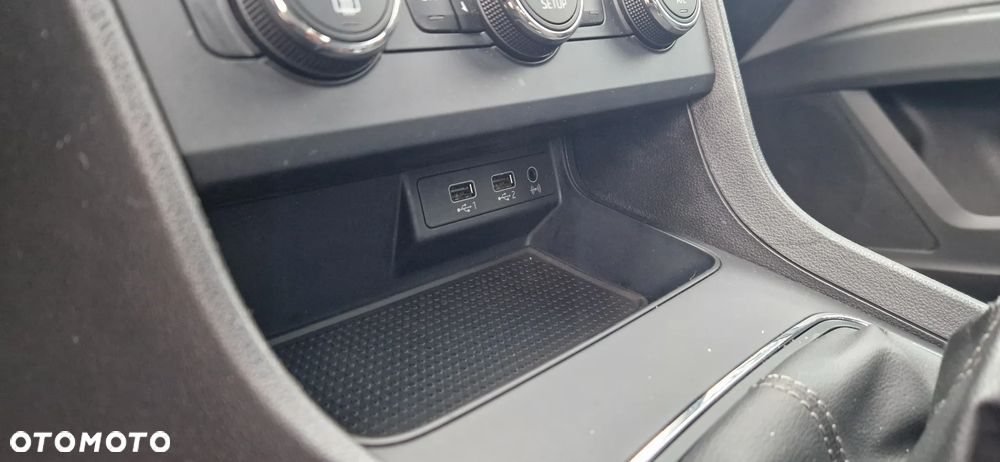 Seat Leon 1.2 TSI Start&Stop CONNECT - 27