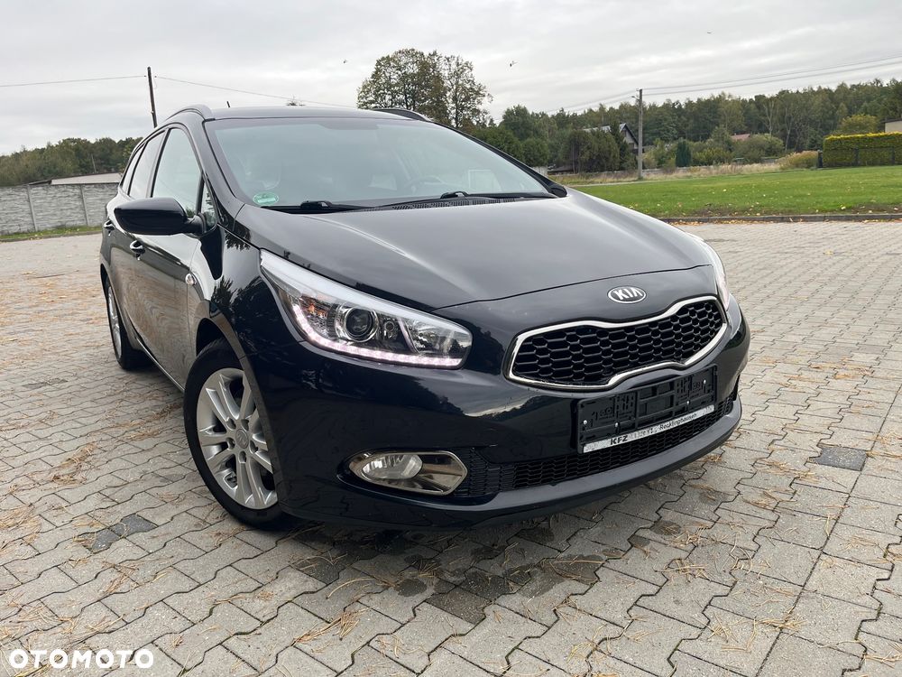 Kia Ceed - 29