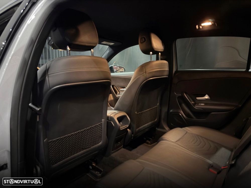 Mercedes-Benz A 250 - 30