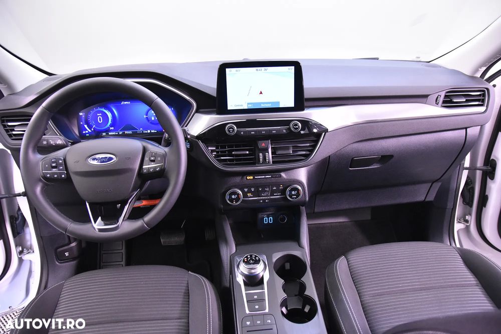 Ford Kuga - 10
