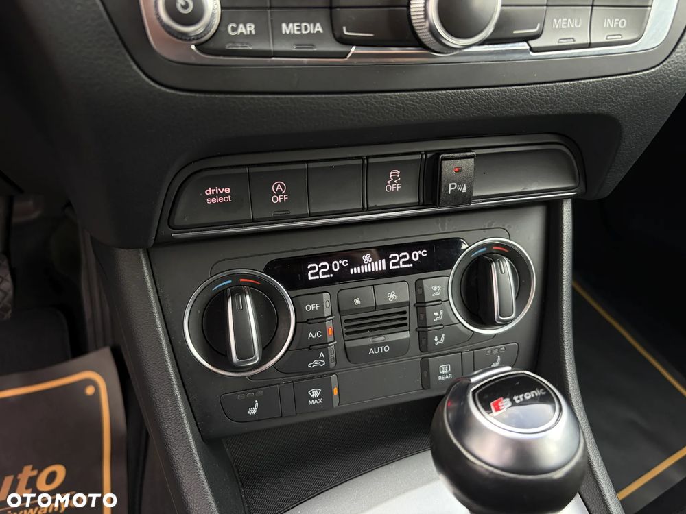 Audi Q3 2.0 TDI S tronic - 29