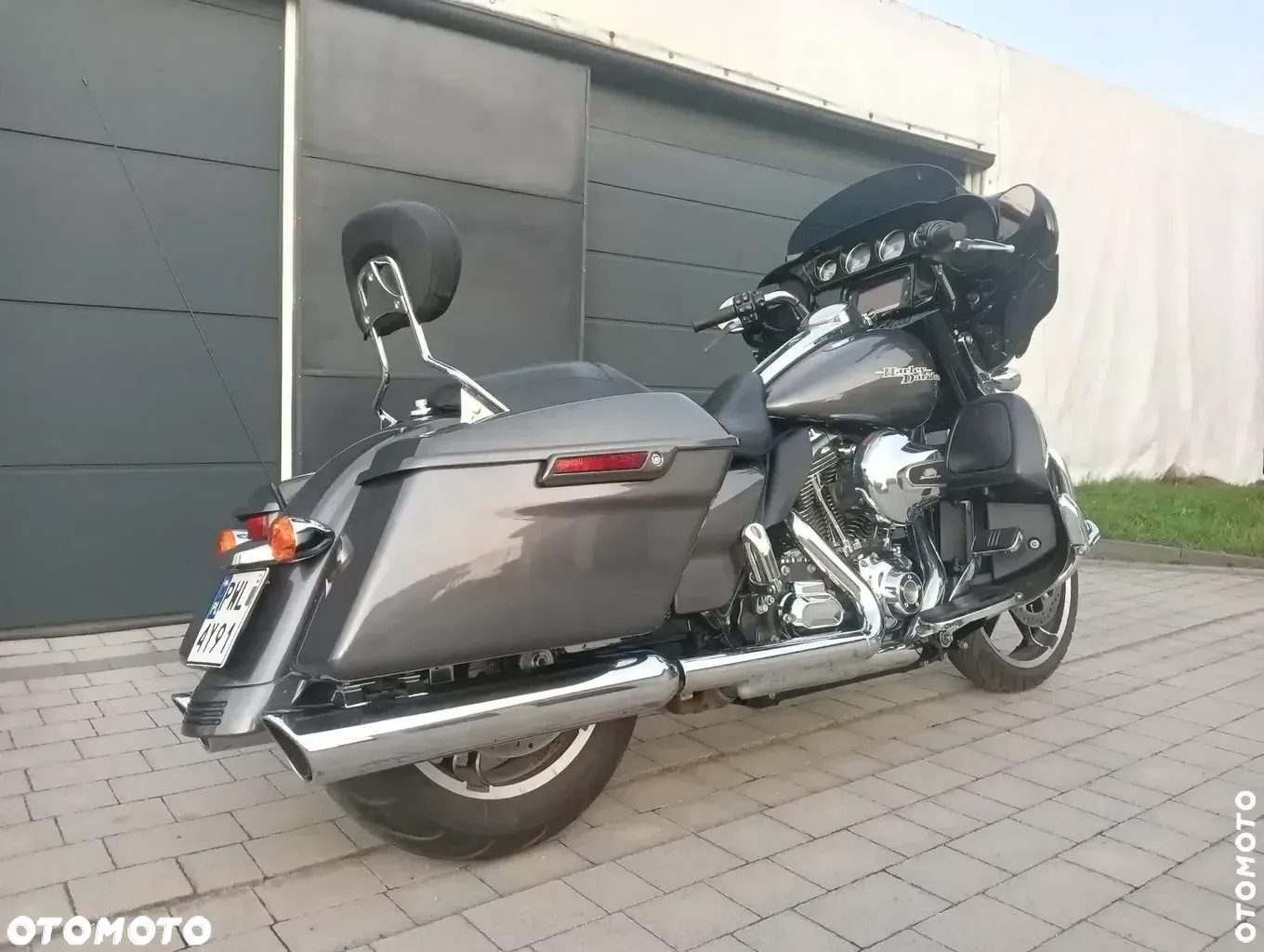 Harley-Davidson FLHXS Special - 8