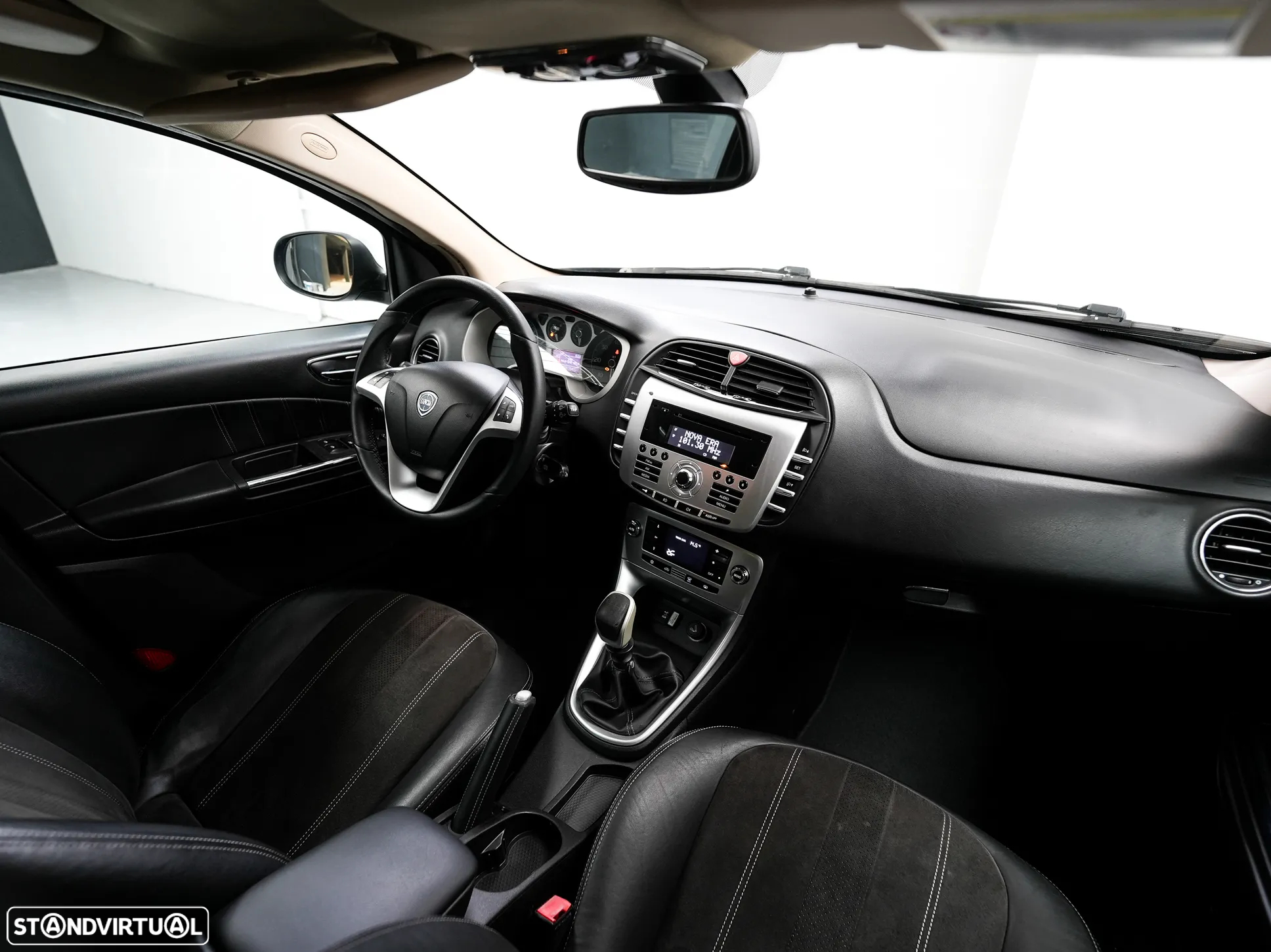 Lancia Delta 1.6 M-Jet Platinum - 12