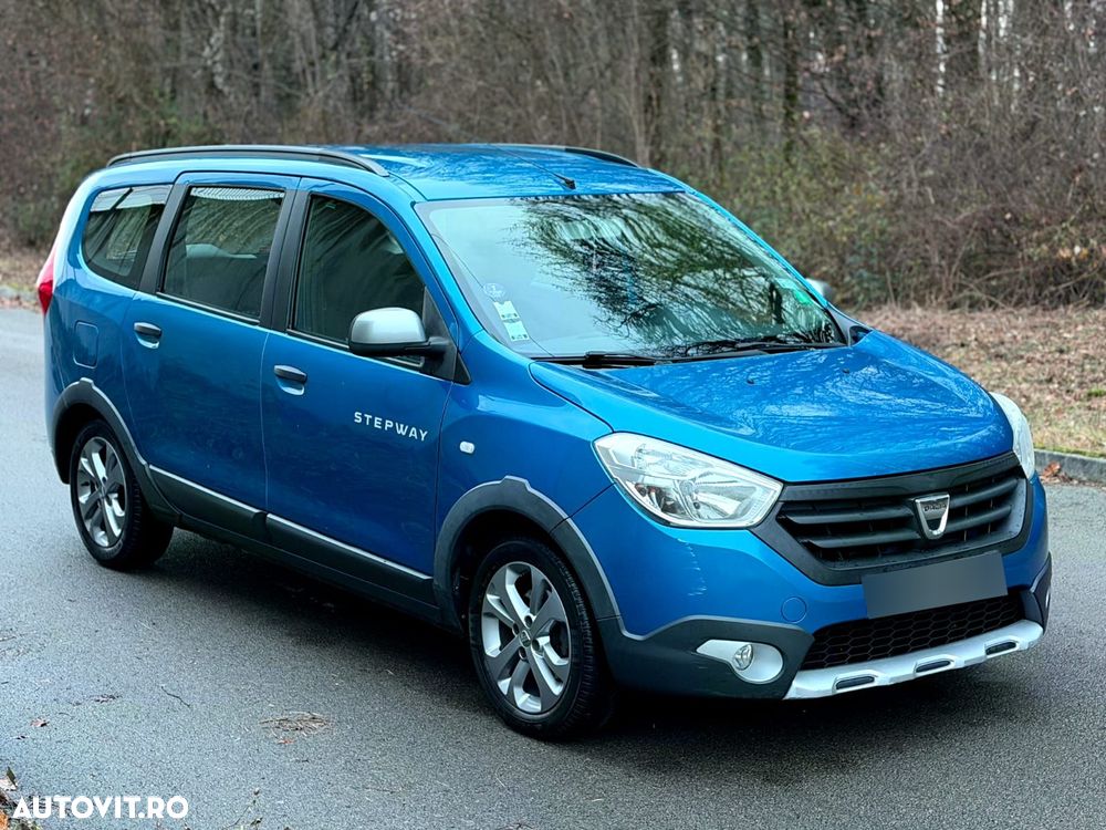 Dacia Lodgy TCe 115 Stepway - 4